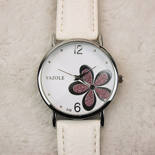 Lovely Style Women Fashion Leather Strap Flower Quartz Wrist Watch
