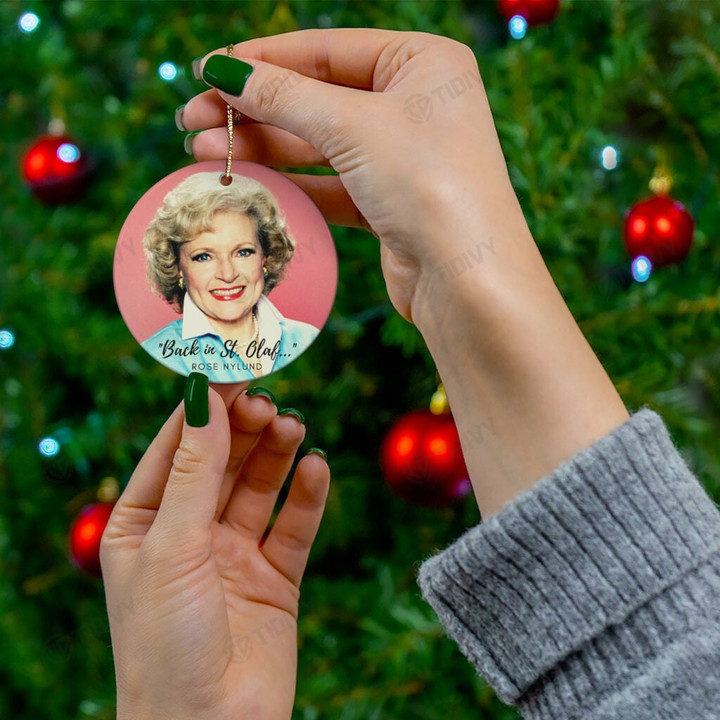 Betty White - Rose Nylund Back In St. Olaf The Golden Girls Merry Christmas Holiday Christmas Tree Xmas Gift Santa Claus Ceramic Circle Ornament