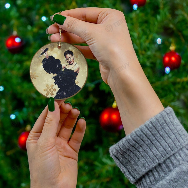 Selena Quintanilla Merry Christmas Holiday Christmas Tree Xmas Gift Santa Claus Ceramic Circle Ornament