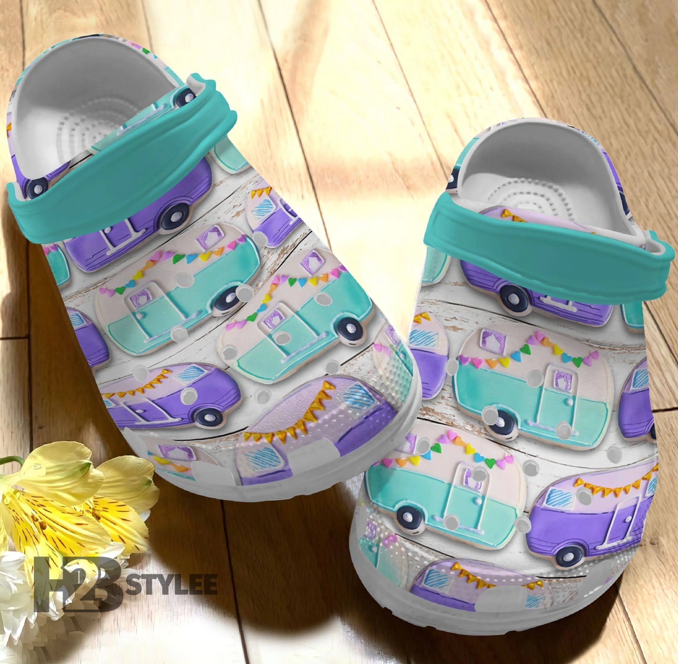 Camping Campfire Campervan Classic Pattern Crocs Classic Clog - H2bStylee