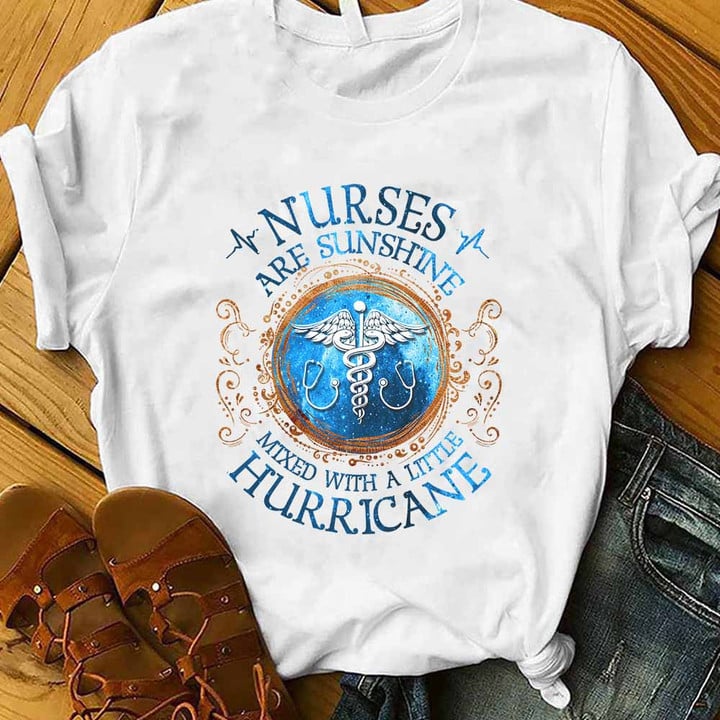 Nurses Mixed with a little hurricane - White - T-shirt