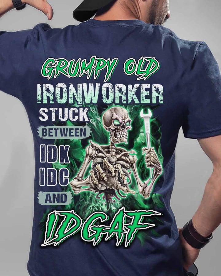 I am a Grumpy old ironworker -Navy Blue - T-shirt - #250822stubet1bironz6