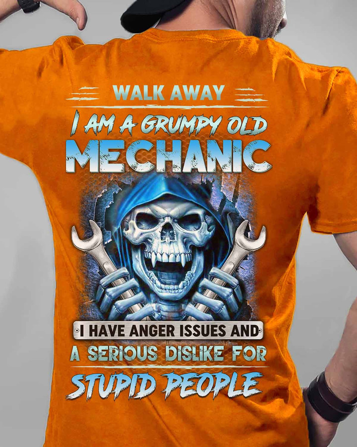 Walk Away I am a Grumpy Old Mechanic - Orange - T-shirt - #010922angis9bmechz6