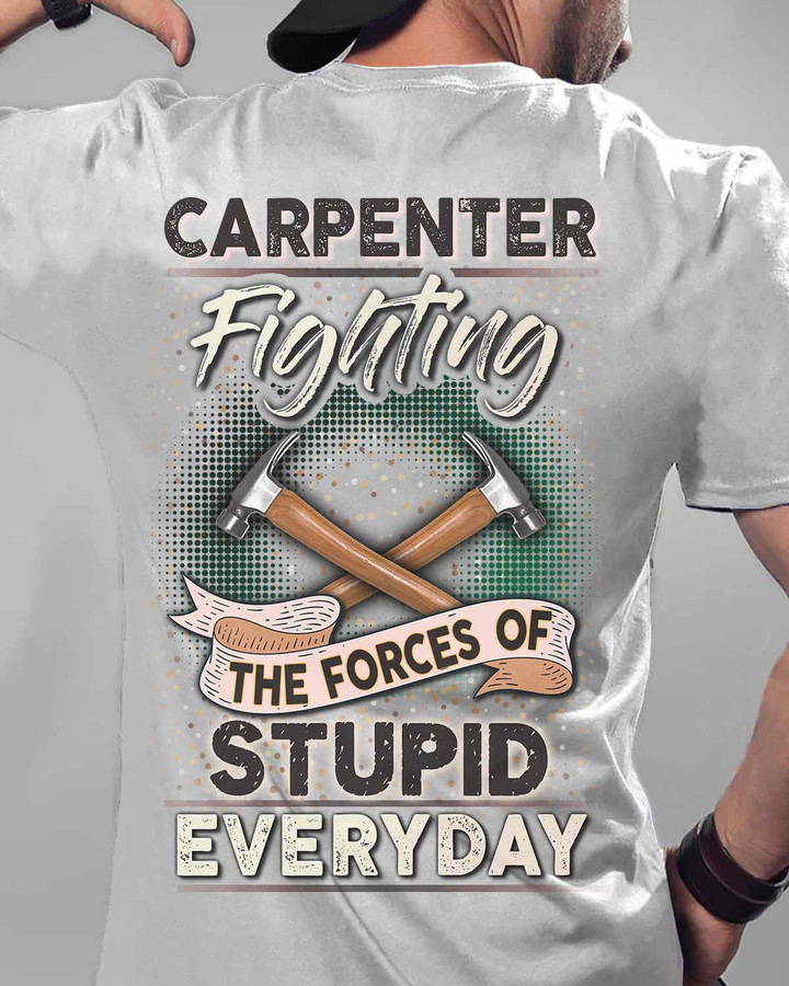 White carpenter t-shirt with crossed hammers and quote, ideal for blue-collar workers.