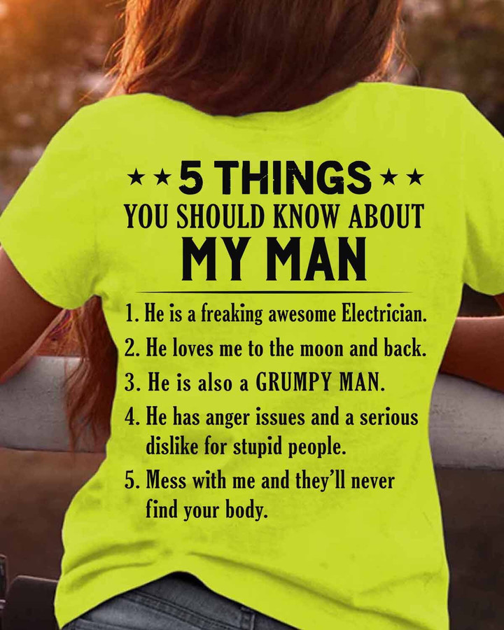 Freaking Awesome Electrician-T-shirt -#M261223THIN3BELECZ6