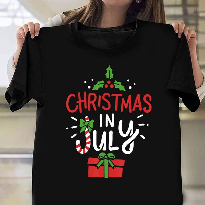 Christmas In July Shirt Summer Beach Vacation T-Shirt Christmas Gift Ideas For Best Friends