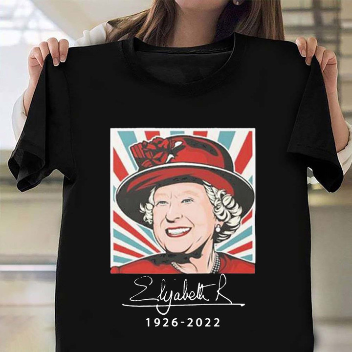 Queen Elizabeth Shirt Rest In Peace RIP Queen Elizabeth II UK Signature Shirt Vintage