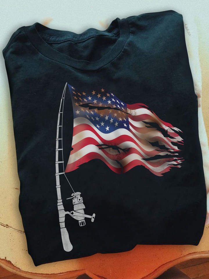 Fishing Rod American Flag T-Shirt Patriotic 4Th Of July Fishing Shirts For Men