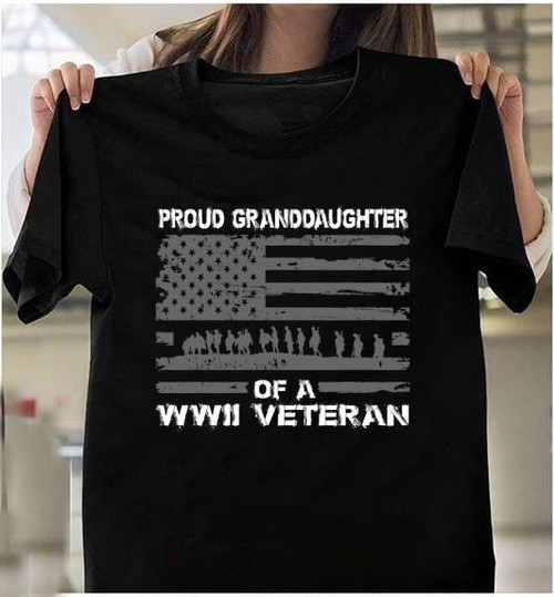 Proud Granddaughter Of A WWII Veteran 2 Gift For Granddaughter Unisex T-Shirt