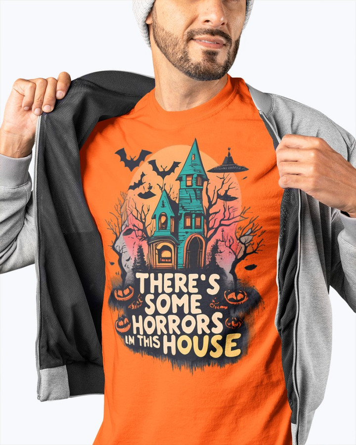 There's Some Horrors In This House Ghost Pumpkin Halloween T-Shirt v1