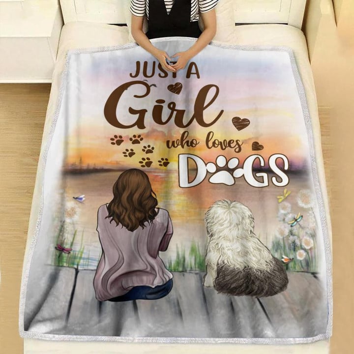 Old English Sheepdog Dog Just a Girl Who Loves Dogs Blanket
