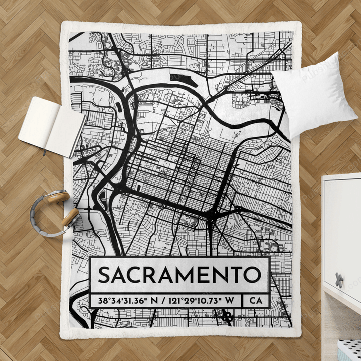 Sacramento City Map Design - City Maps Usa Retro Sherpa Fleece Blanket