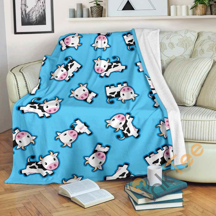 Cute Cartoon Baby Cow Pattern Premium Fleece Blanket
