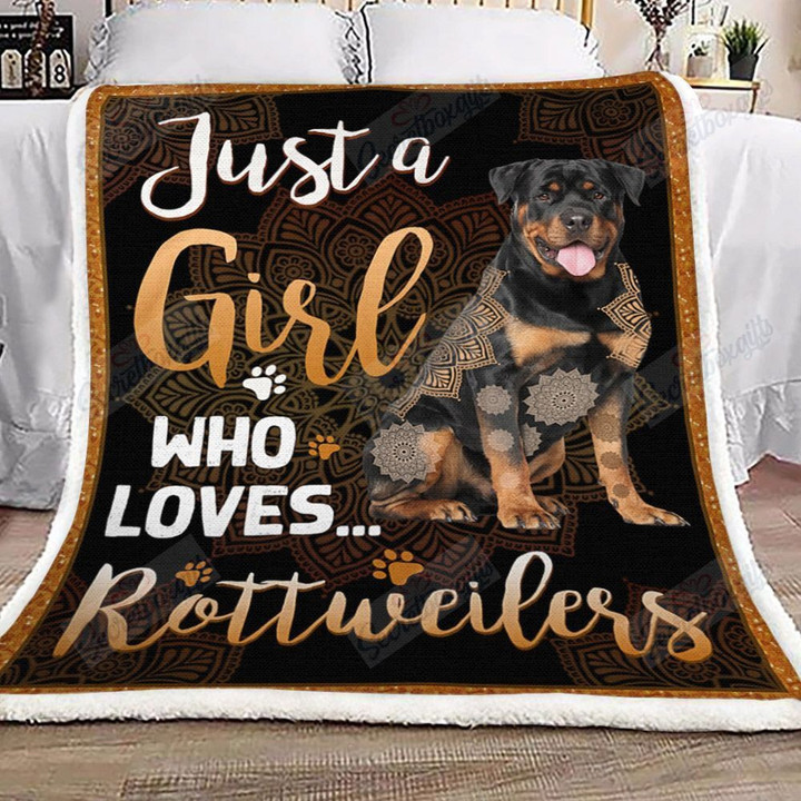 Just A Girl Who Loves Rottweilers Xa0501554Cl Fleece Blanket