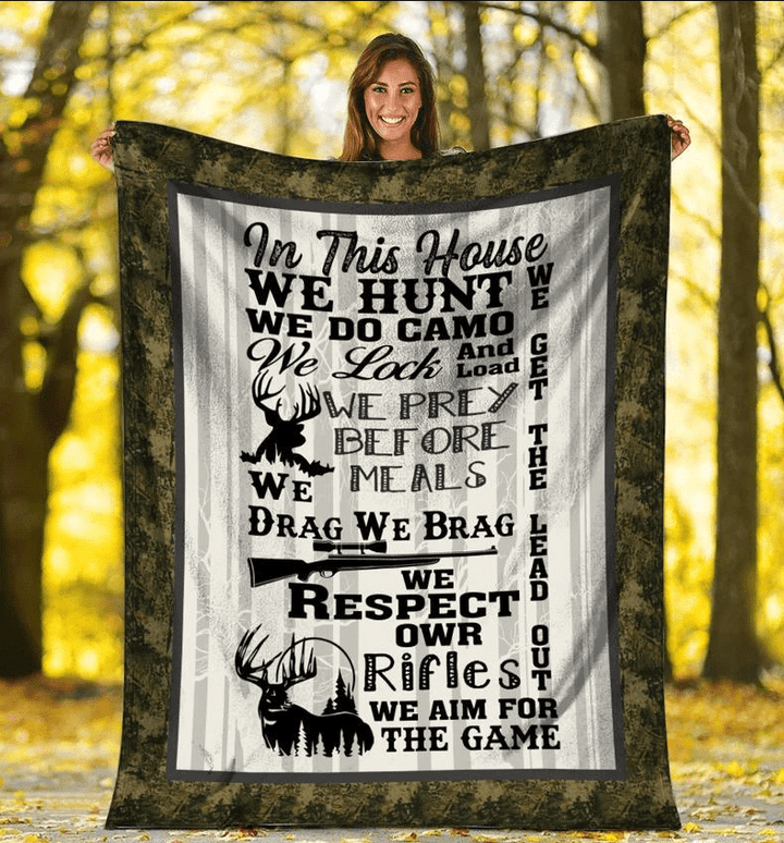 
	Deer Hunting Funny Gift Sherpa Blanket