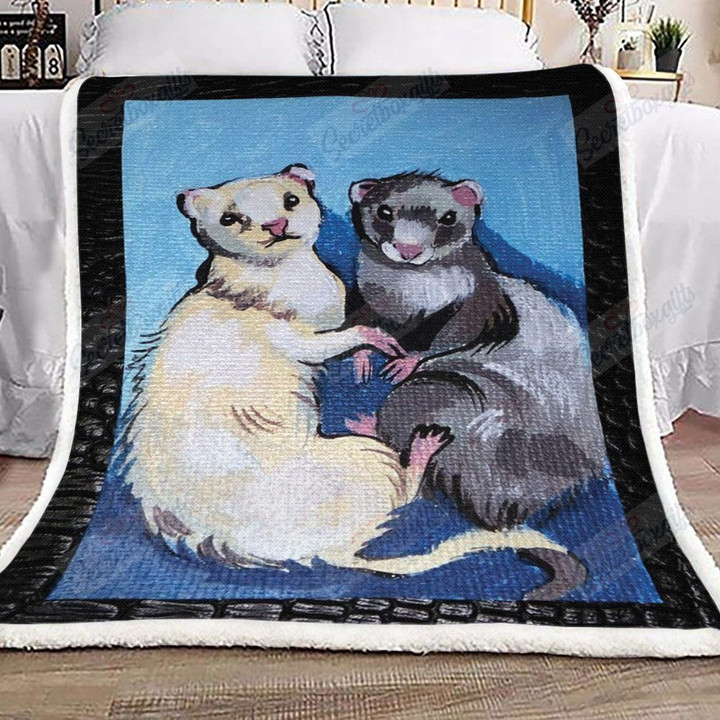 Ferret Couple Gs-Cl-Kc1307 Fleece Blanket