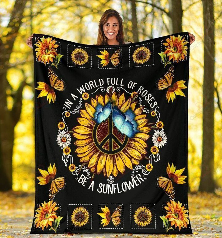 In A World Full Of Roses Be A Sunflower Sherpa Fleece Blanket Igxm Bubl