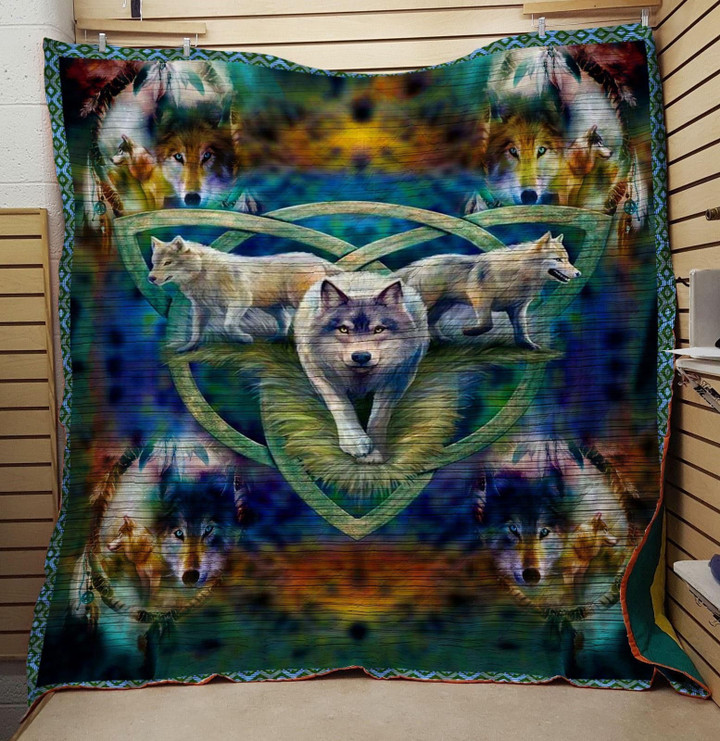 Wolf Quilt Blanket