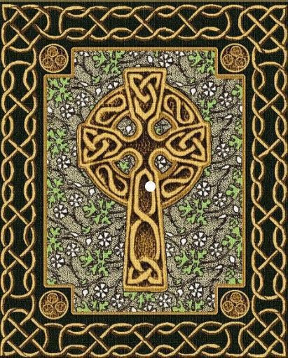 Celtic Cross Quilt Cushs
