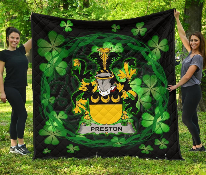 Preston Ireland Irish Celtic Shamrock Knot Circle Quilt Blanket