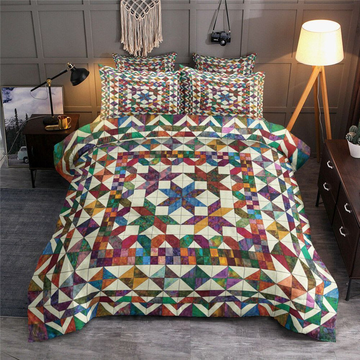 Colorful Triangle And Flower Pattern Bedding Set Iy