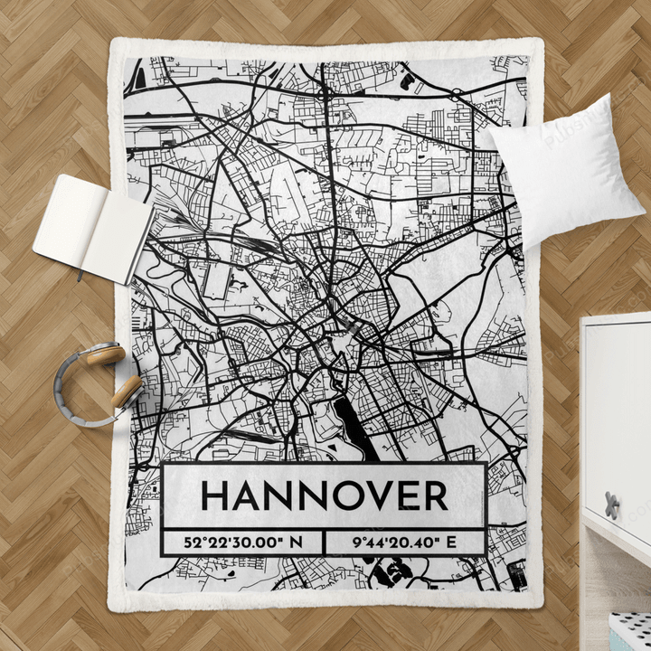 Hannover City Map Design - City Maps Germany Retro Sherpa Fleece Blanket
