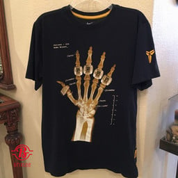 Vintage Kobe Bryant Broken Not Beaten Black X-Ray Rings T-Shirt