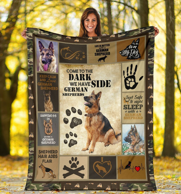 Come To The Dark German Shepherd Dog Lovers Gifts Fleece Blanket