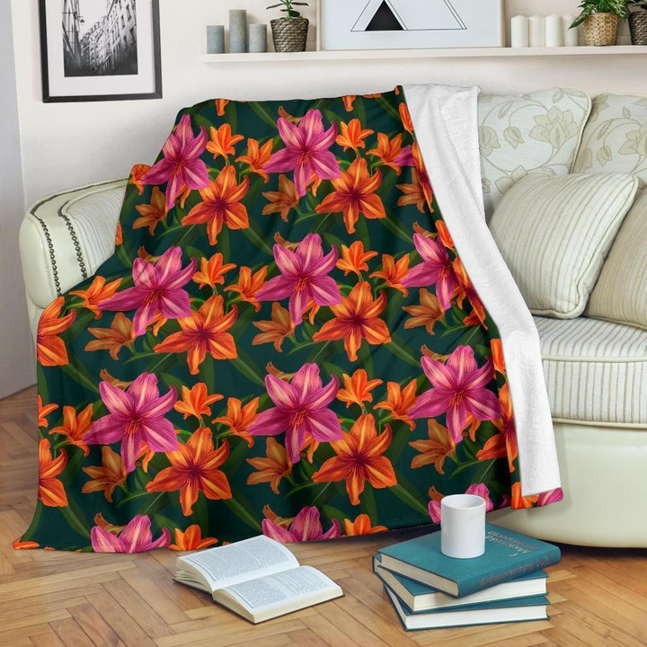 Orange And Pink Amaryllis Pattern Print Design Fleece Blanket