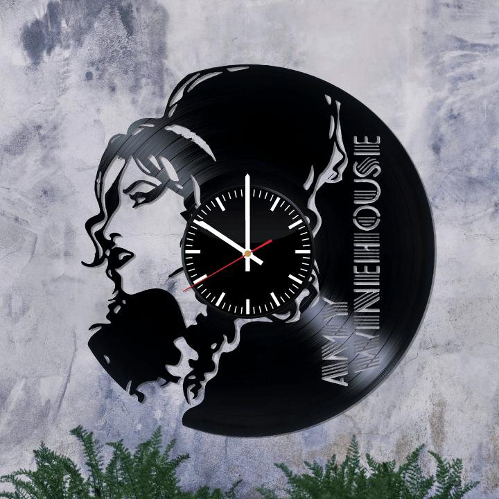 Amy Winehouse, Made From Real Vinyl Record, Wall Clock ,Music Artist Art Clock, Birthday Gift Idea For Music Lovers, Home Wall Decoration