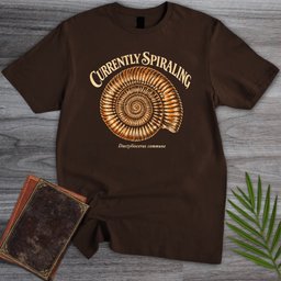 Currently Spiraling – Dactylioceras Ammonite T-Shirt