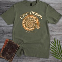 Currently Spiraling – Dactylioceras Ammonite T-Shirt