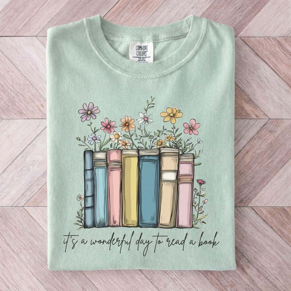 Floral Wonderful Day To Read A Book Tee Gift For Cat Lover