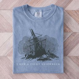 I Run A Tight Shipwreck Shirt T Shirt Gift For Cat Lover