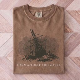 I Run A Tight Shipwreck Shirt T Shirt Gift For Cat Lover