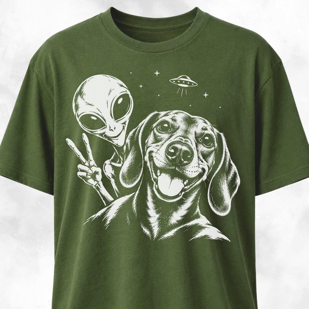 Doxie Alien Selfie T Shirt Gift For Dog Lover