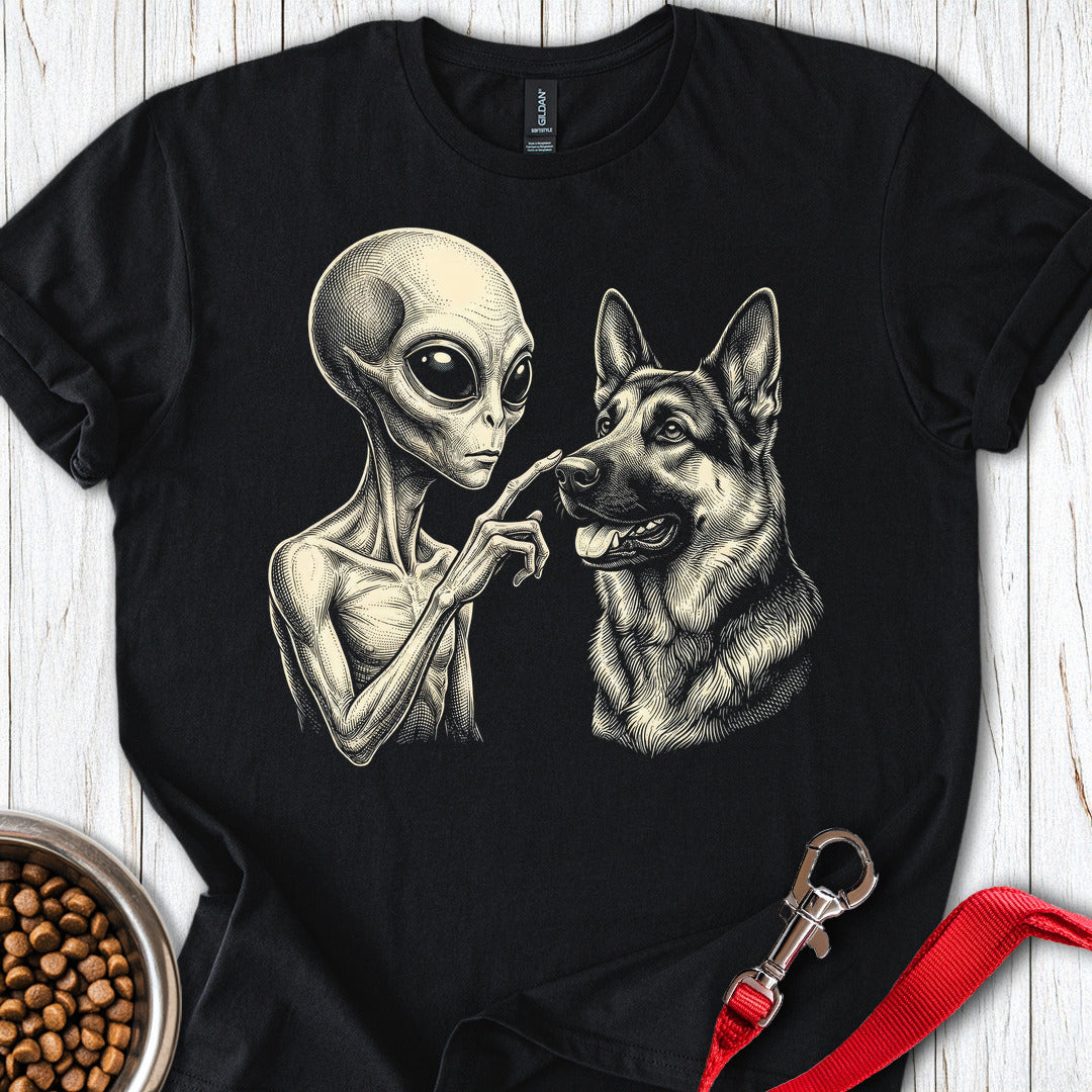 German Shepherd And Alien T Shirt Gift For Dog Lover