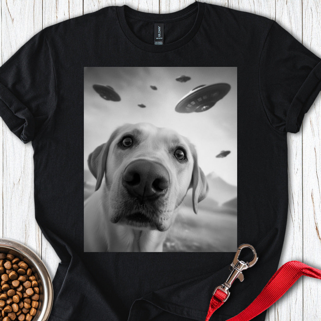 Yellow Lab Ufo Selfie T Shirt Gift For Dog Lover