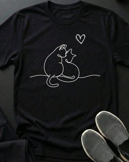Love Snuggles Tee Gift For Cat Lover
