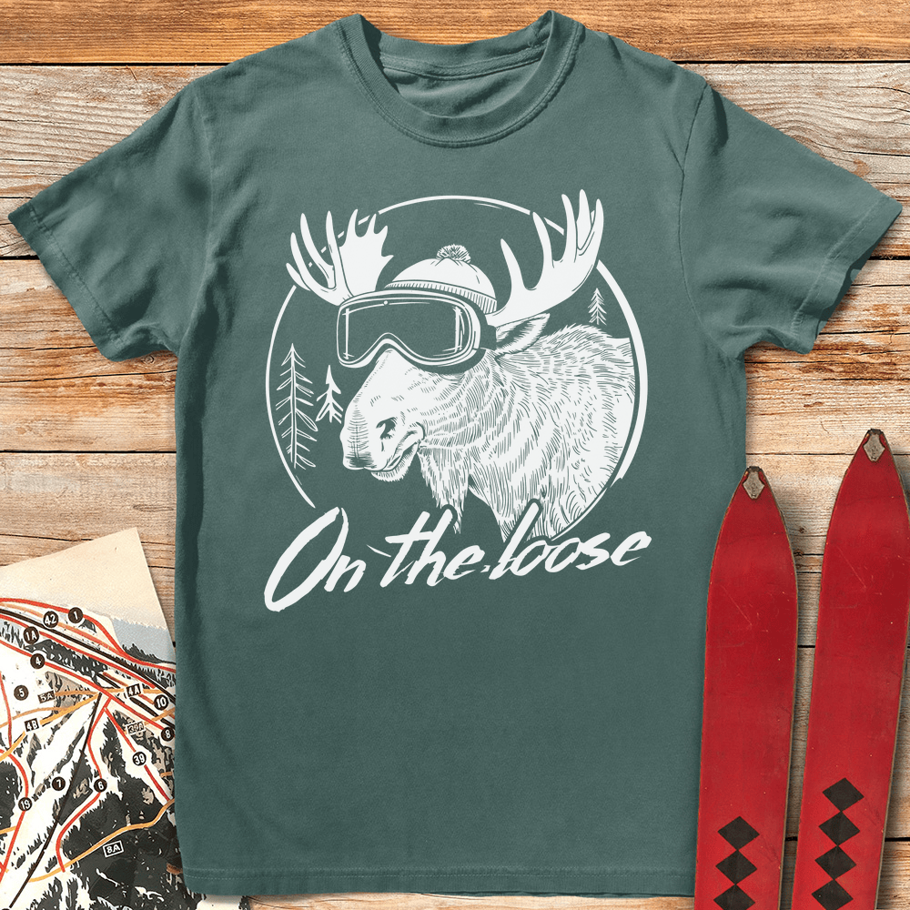 Moose On The Loose T Shirt Gift For Skier