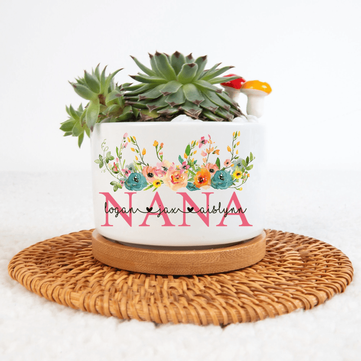 Personalized Nana Mini Plant Pot, Custom Grandma Gifts, Gifts for Mimi Gardener with Custom Nickname, Custom Gigi Mini Succulent Pot