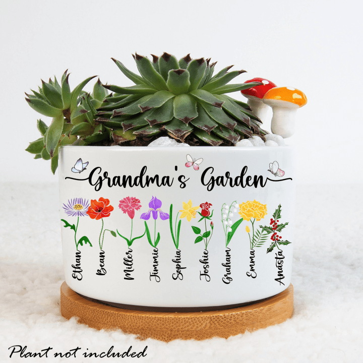 Personalized Grandma's Garden Plant Pot, Mom's Garden, Birth Month Flower Family Personalized Plant Pot, Grandma Mimi Mothers Day Gift