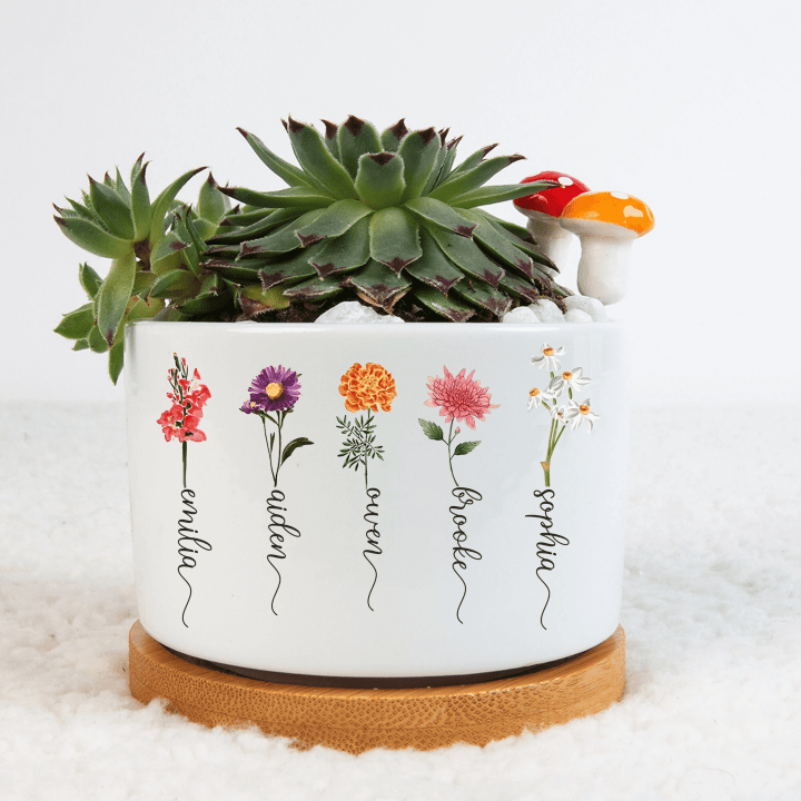 Custom Birth Month Flower Plant Pot, Mom & Kids Flower Pot, Grandma Succulent Pot, Gift for Mimi Gardener, Mother's Day Gift, Mom Home Decor