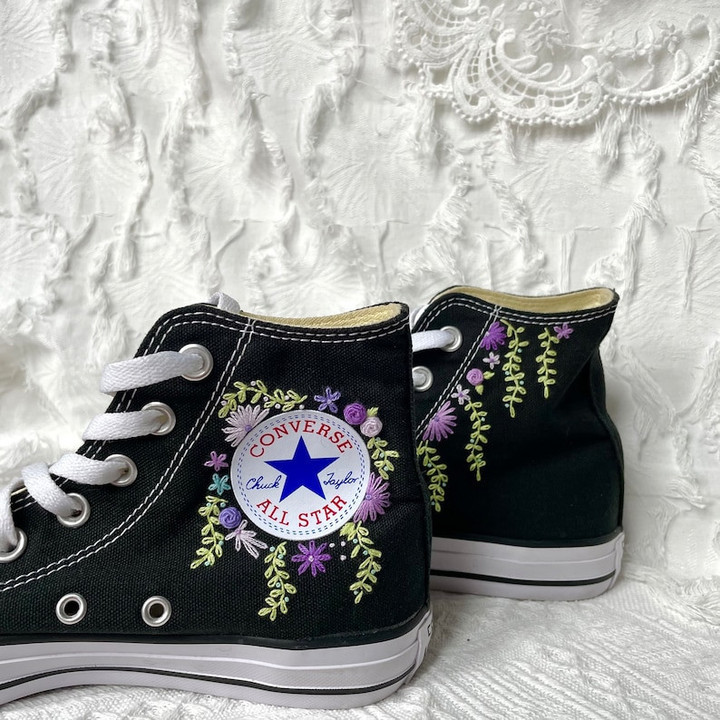 Custom Floral Embroidery Converse Chuck Taylor Shoes/Embroidered Garden Flower Shoes/ Custom Name Converse Shoes/Custom Wedding Flowers Shoes