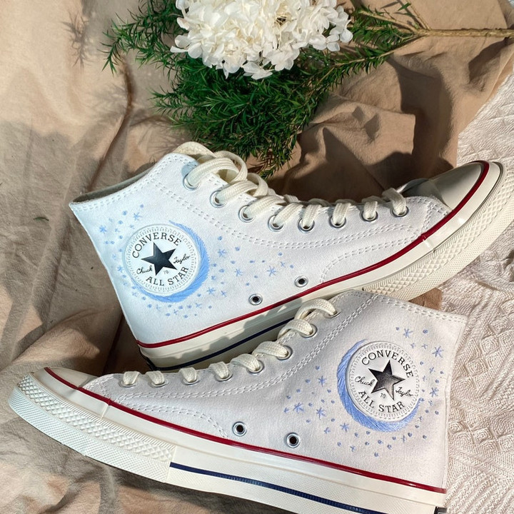 Custom Embroidered sweet Flowers Converse Shoes - Custom Embroidered Flower Converse Chuck Taylor- Embroidered Personalized Wedding Flowers Shoes High platform 4CM