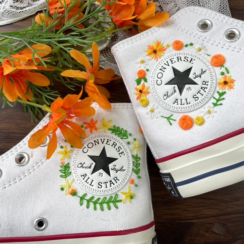 Converse Custom Name Embroidery Shoes/ Wedding Gift Converse Custom Fox and Flowers Embroidery/ Custom converse Chuck Taylor embroidered flower/ Wedding Converse Shoes/ Converse Custom Chuck Taylor 70 embroidered flowers/ Custom Converse Embroi