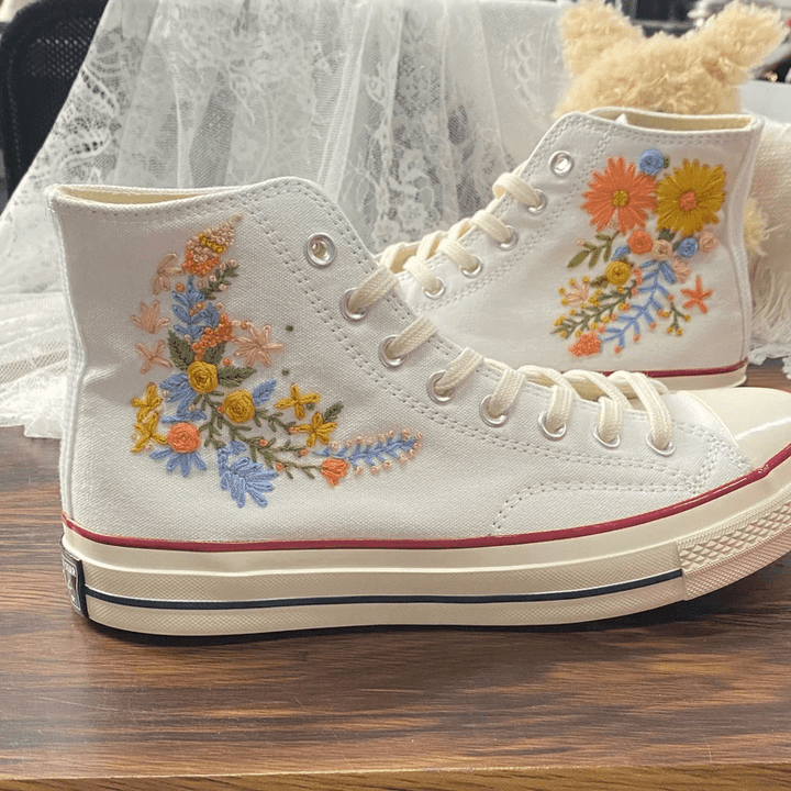 Embroidered Wedding Flowers Shoes/ Wedding Converse Converse Embroidered Flowers/ Embroidered Wedding Flowers Converse 1970s Shoes/ Converse Embroidered Flowers