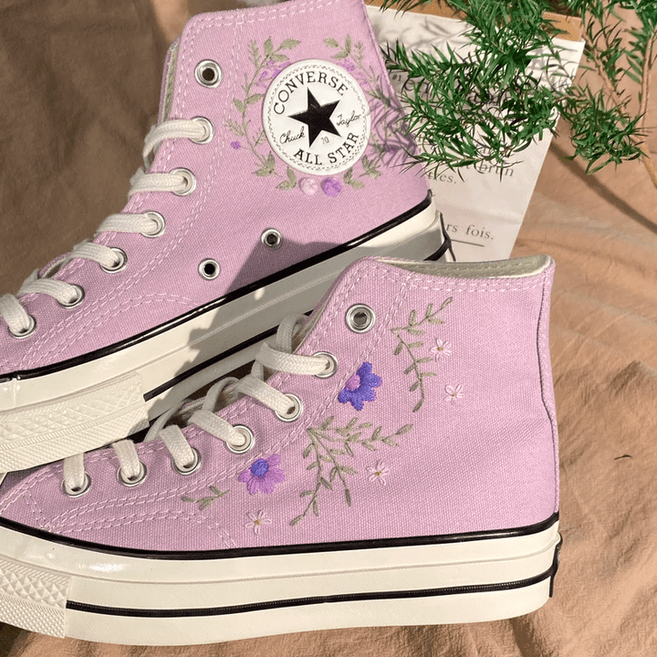 Wedding sneakers/ Embroidered Wedding Flowers Shoes/ Wedding Converse Converse Embroidered Flowers/ Converse Embroidered Flowers