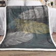 Feathers Gs-Cl-Kc1707 Fleece Blanket