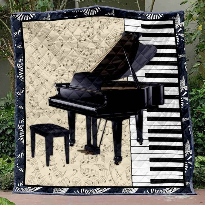 Beautiful Piano Quilt Cutmf